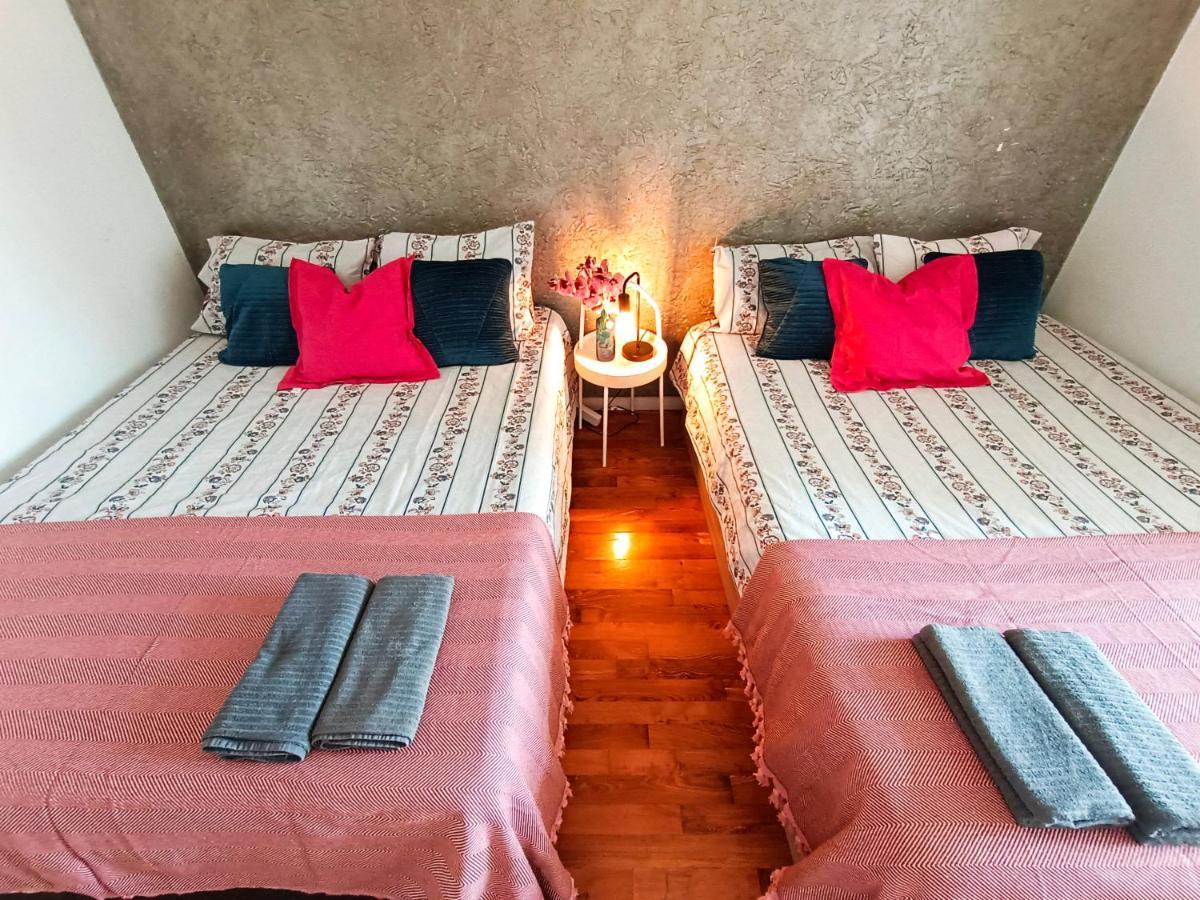 Urquinaona Rooms Барселона Екстер'єр фото